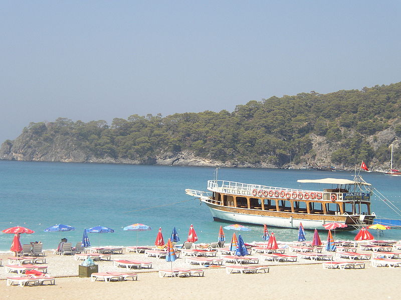 oludeniz beach boat